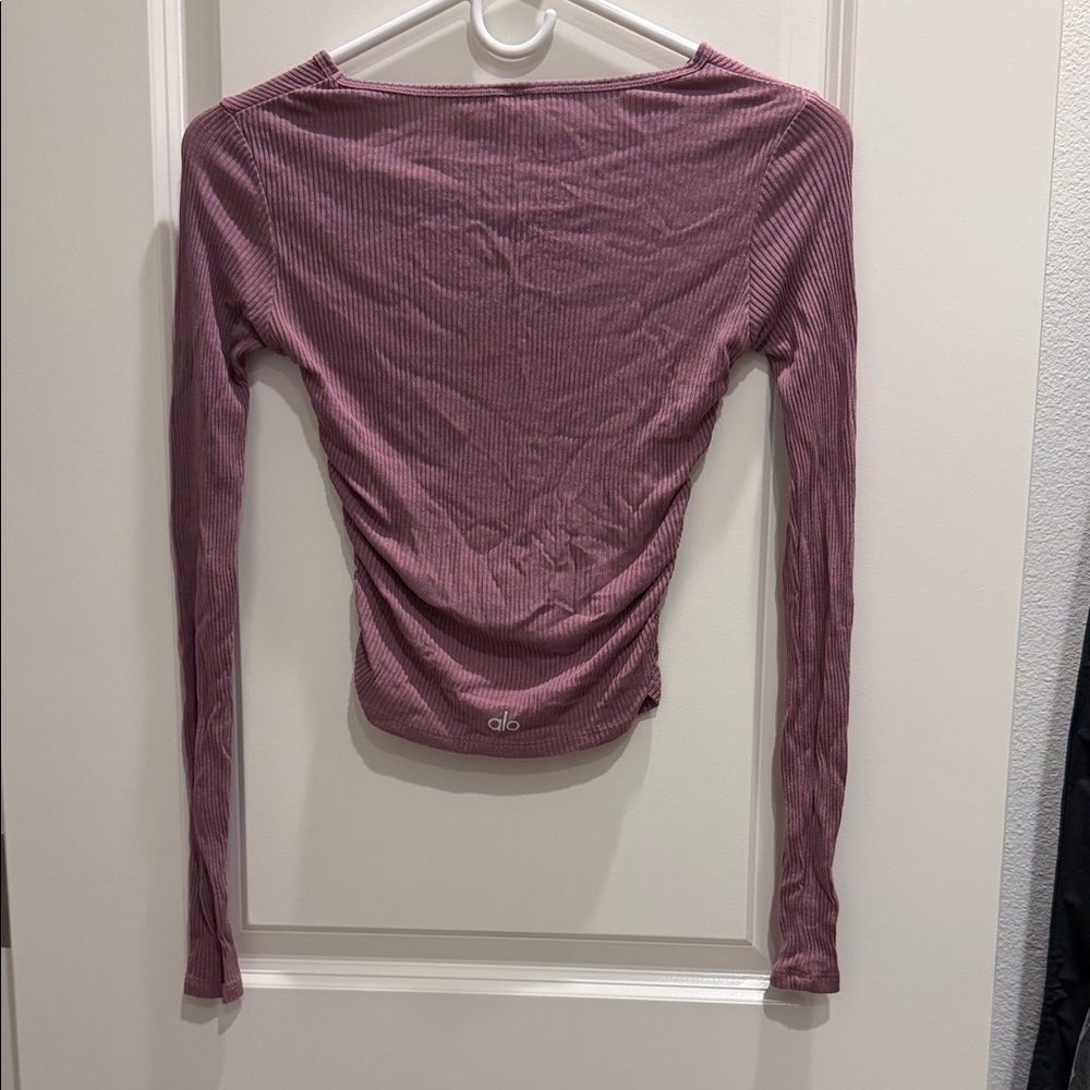 ALO Yoga Mauve Long Sleeve Top